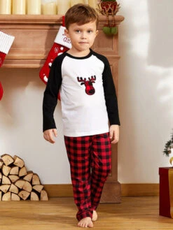 Christmas Matching Family Pajamas Cotton Blend Plaid Christmas Pattern Red Top Plaid Pants Set 11 Christmas Matching Family Pajamas Cotton Blend Plaid Christmas Pattern Red Top Plaid Pants Set -Christmas Costumes Store 20201110130504089608