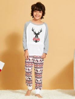 Christmas Family Pajamas Set White Cotton Blend Christmas Pattern Holidays Costumes Homewear -Christmas Costumes Store 202011161630333817850
