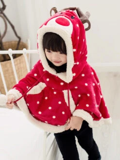 Kids Christmas Capes Red Polyester Fiber Cloak Christmas Holidays Capes