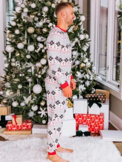 Family Christmas Pajamas For Adult Polyester White Christmas Pattern Pants Top 2-Piece Set -Christmas Costumes Store 202111261605471798843