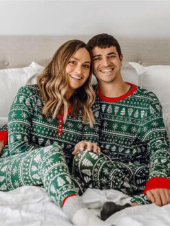 Family Christmas Pajamas For Adult Polyester Christmas Pattern Pants Top 2-Piece Set -Christmas Costumes Store 202111261605591323742